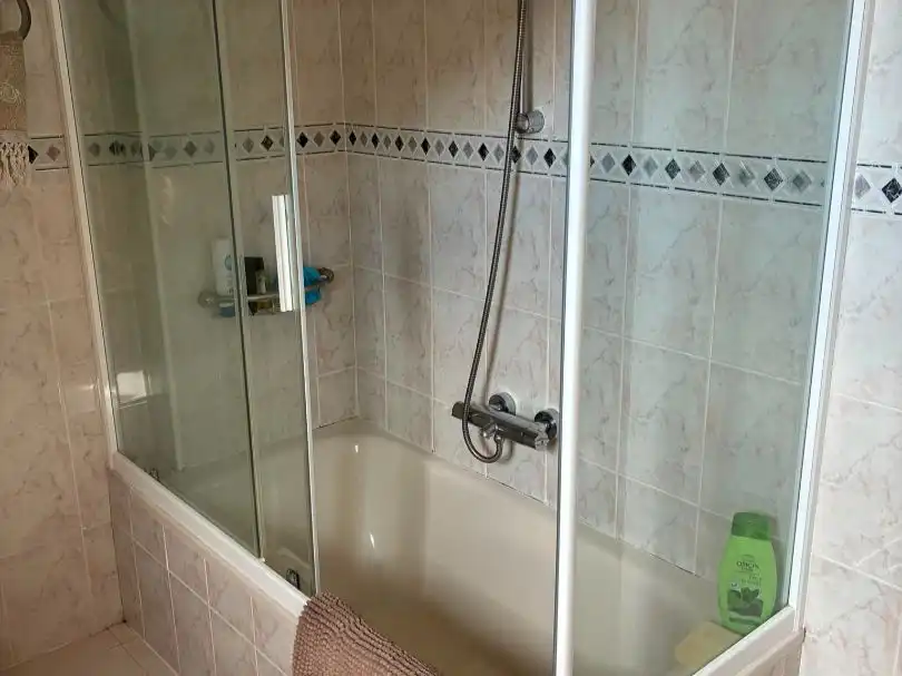 Bathroom of Flat for sale in Santander  with Air Conditioner, Terrace and Balcony