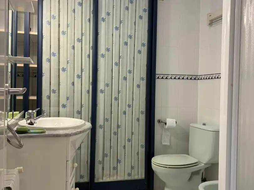 Bathroom of Flat for sale in Santander  with Air Conditioner, Terrace and Balcony