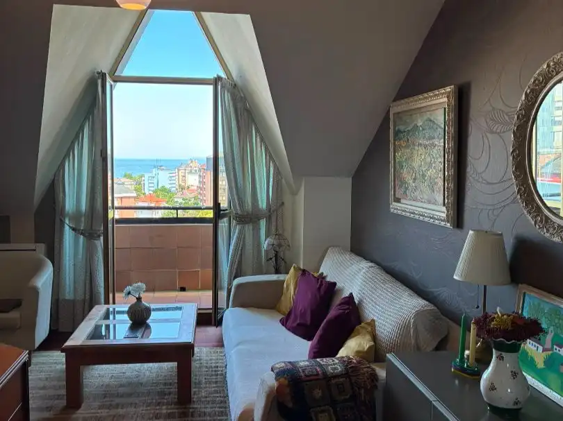 Living room of Flat for sale in Santander  with Air Conditioner, Terrace and Balcony