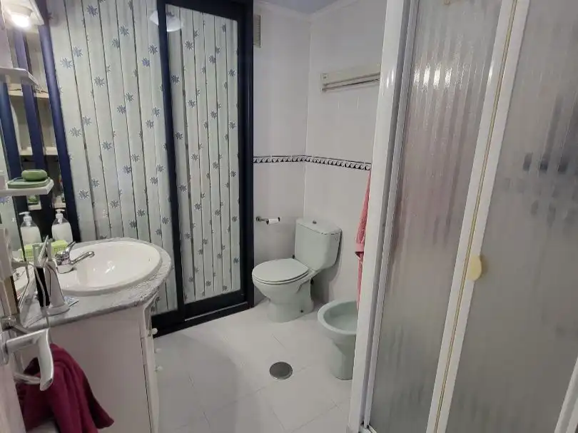 Bathroom of Flat for sale in Santander  with Air Conditioner, Terrace and Balcony