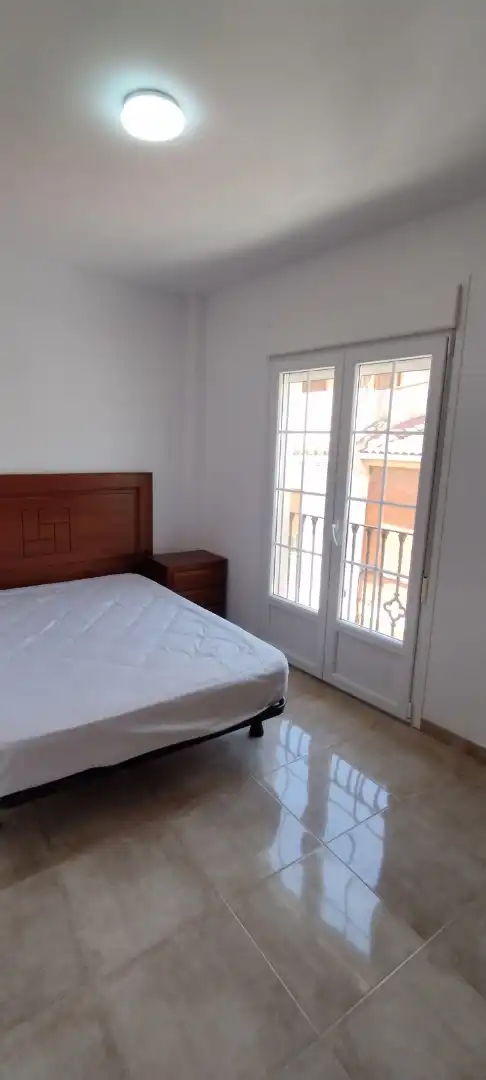 Habitación de Casa adosada de alquiler en Padul con Horno, Lavadora y Balcón