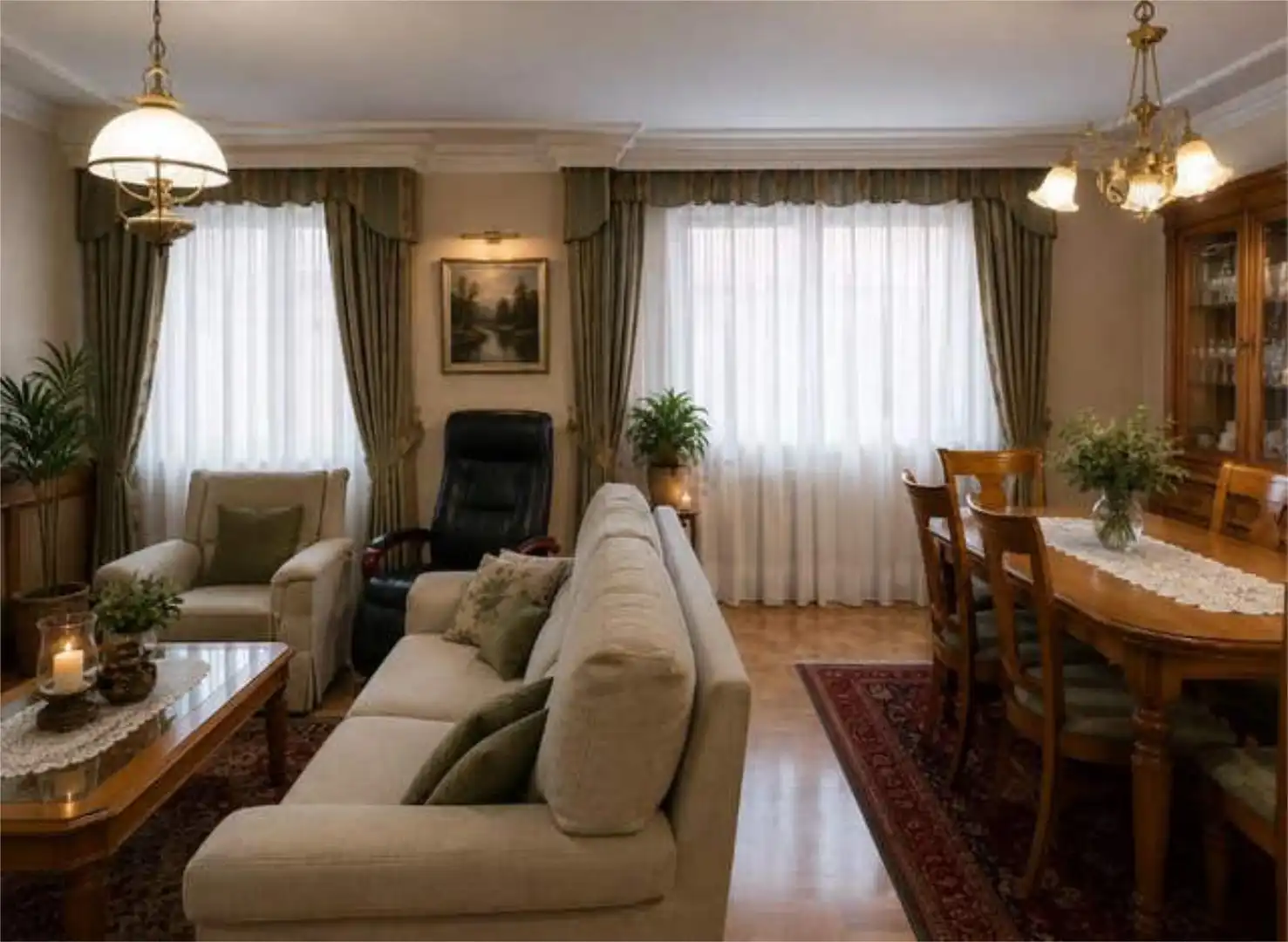 Casa adosada en venta en El Soto Sala de estar de Casa adosada en venta en León Capital con Calefacción, Jardín privado y Terraza
