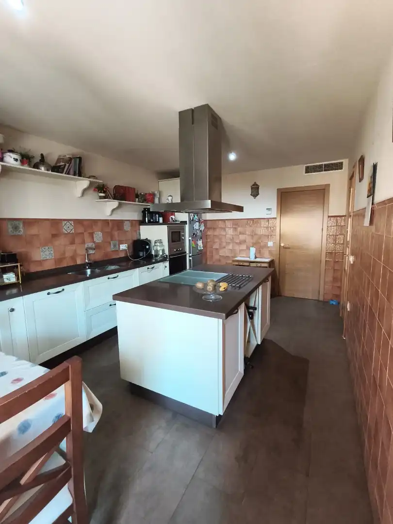 Casa o chalet en venta en Calle Veredon de Los Frailes, 143, Villarrubia Cocina de Casa o chalet en venta en Córdoba Capital con Aire acondicionado, Terraza y Piscina