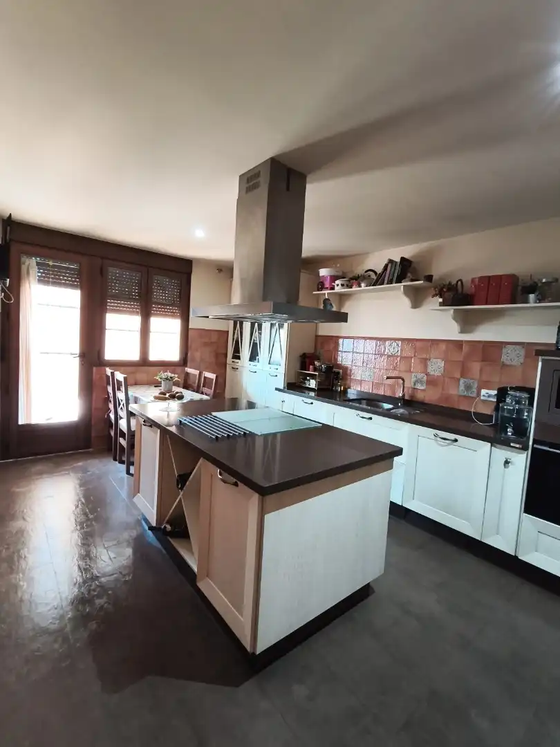 Casa o chalet en venta en Calle Veredon de Los Frailes, 143, Villarrubia Cocina de Casa o chalet en venta en Córdoba Capital con Aire acondicionado, Terraza y Piscina