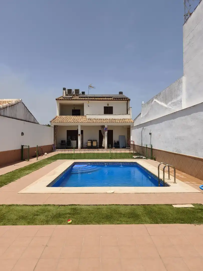 Casa o chalet en venta en Calle Veredon de Los Frailes, 143, Villarrubia Piscina de Casa o chalet en venta en Córdoba Capital con Aire acondicionado, Terraza y Piscina