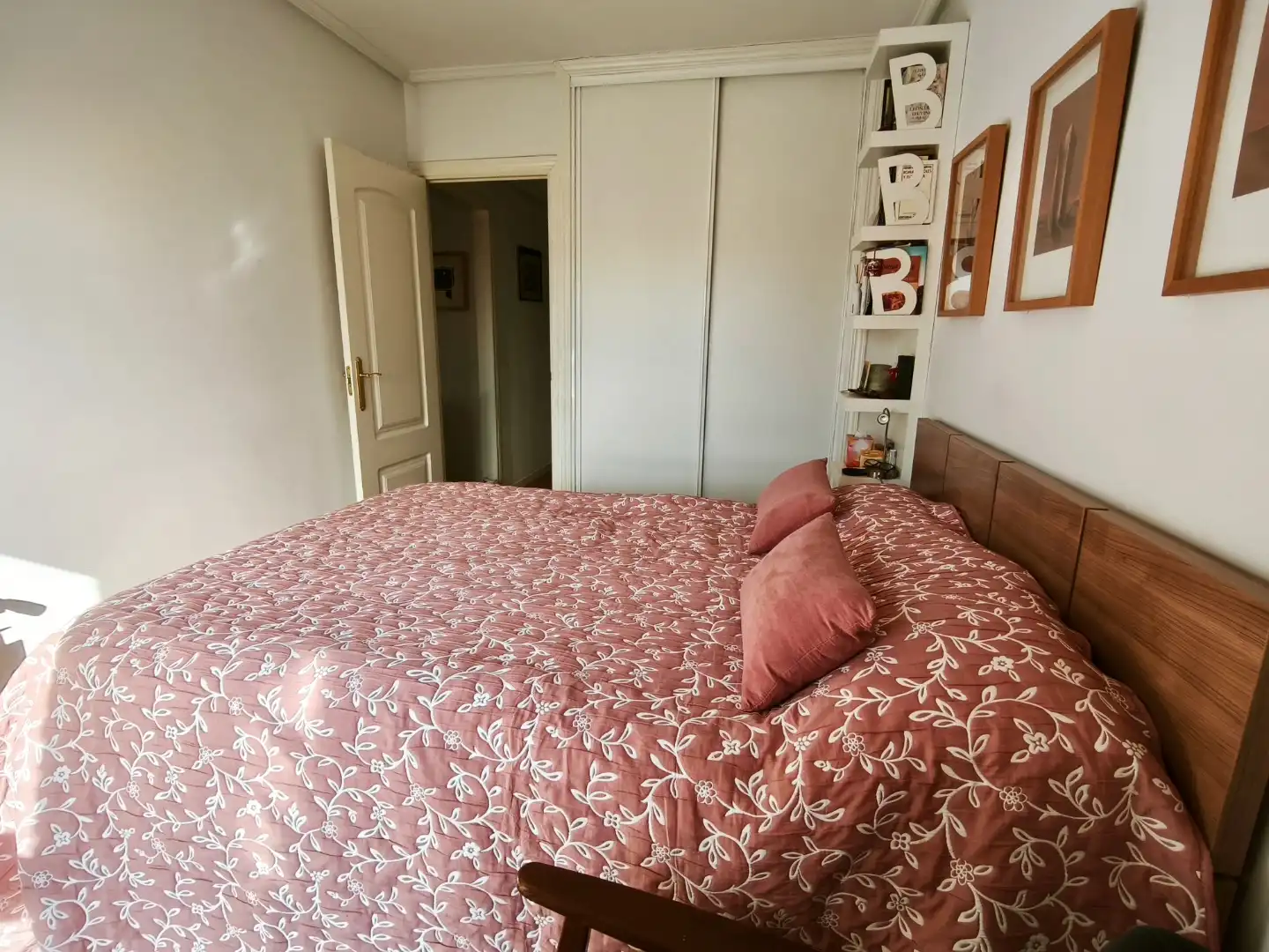 Piso en venta en El Caño - Maracaibo Habitación de Piso en venta en Las Rozas de Madrid con Aire acondicionado, Calefacción y Parquet