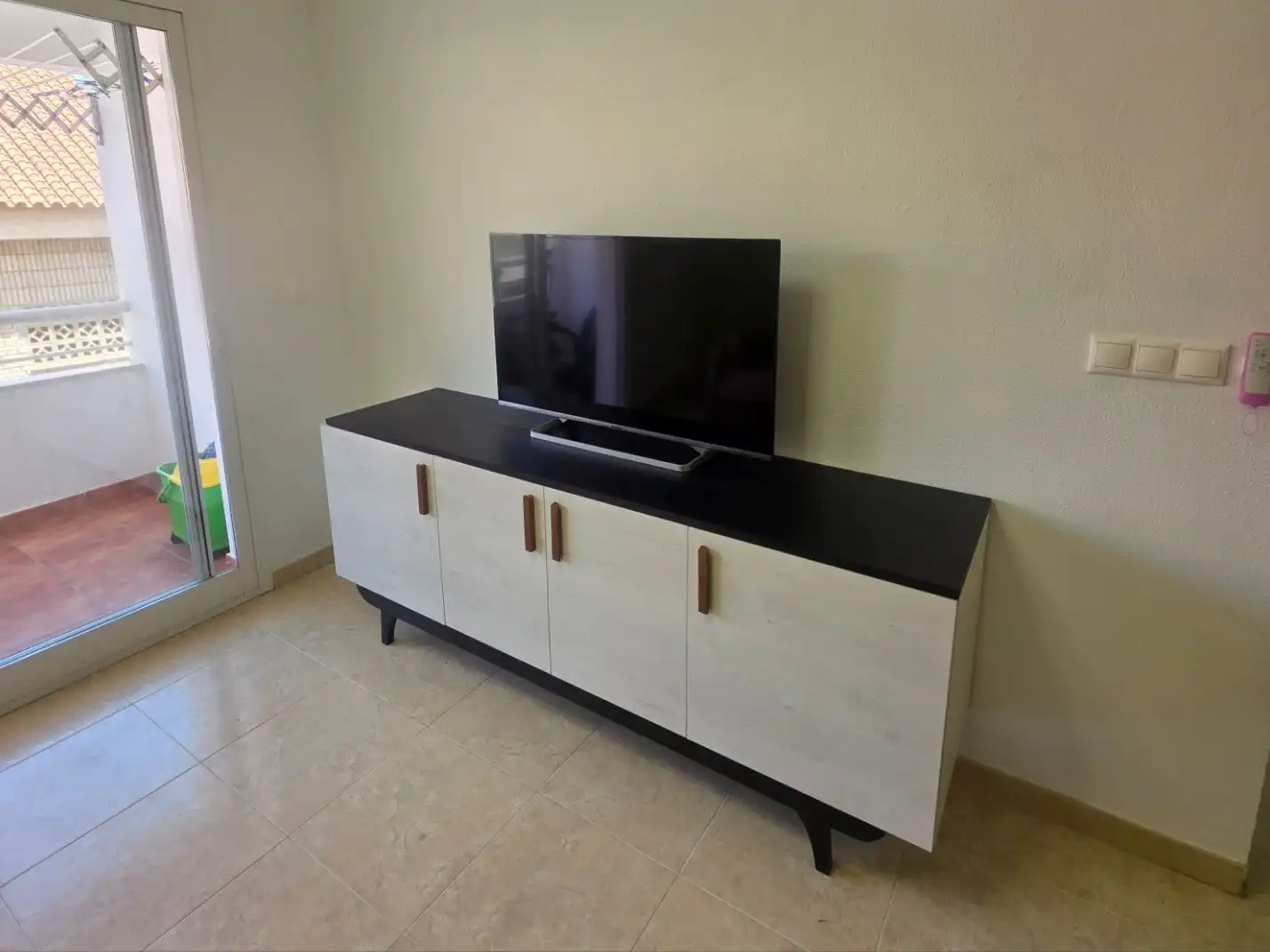Flat for rent in Calle Córdoba, 37, Playa del Rincón Living room of Flat for rent in Rincón de la Victoria with Terrace, Furnished and Video intercom