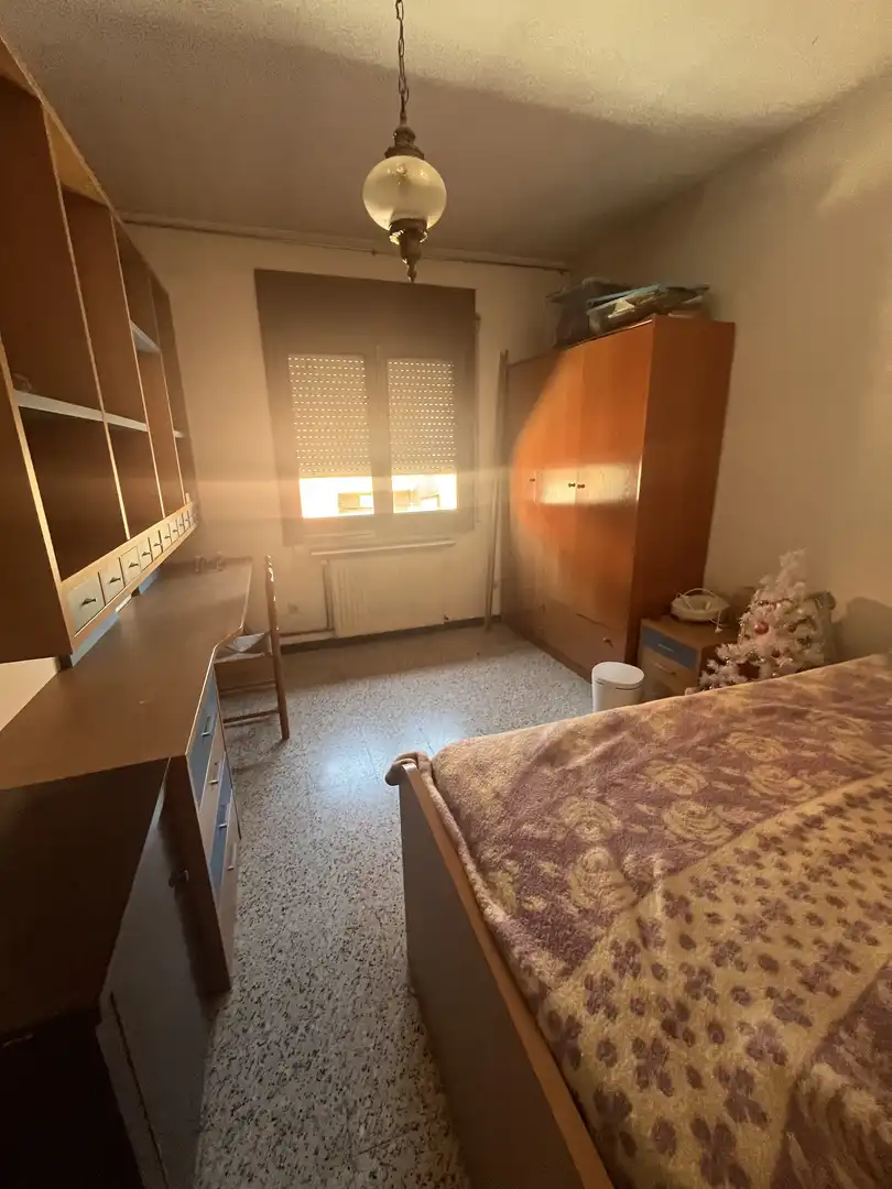 Room in Carrer de la Reina Sibil·la, 12, Fortià Room in Carrer de la Reina Sibil·la, 12, Fortià
