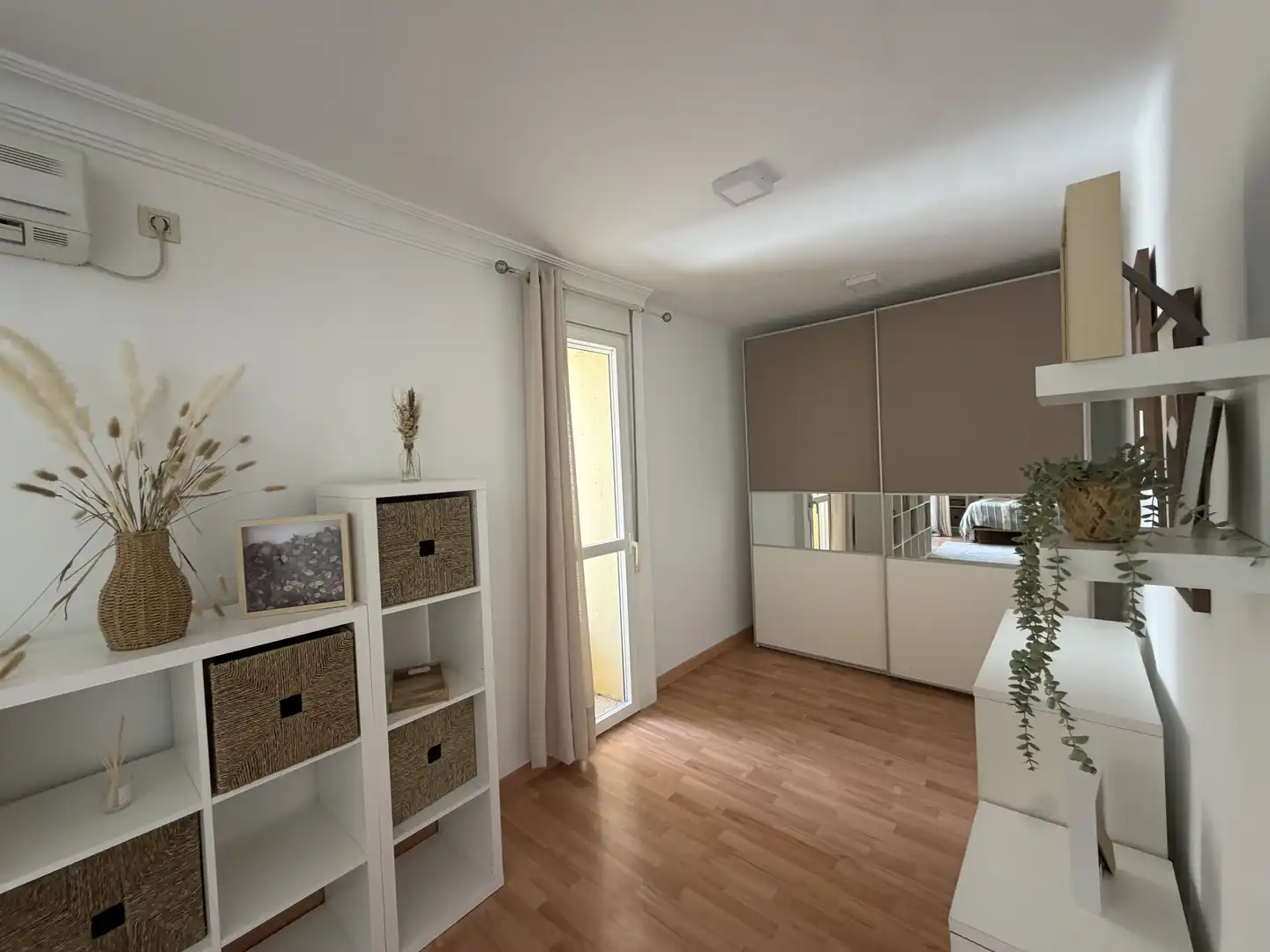 Flat for sale in Calle de Los Camareros, 18, Morón de la Frontera Bedroom of Flat for sale in Morón de la Frontera with Air Conditioner, Parquet flooring and Storage room