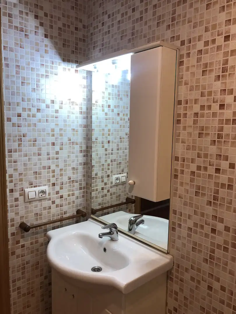 Loft de lloguer a Carrer de les Rodes, Centre Loft de lloguer a Carrer de les Rodes, Centre