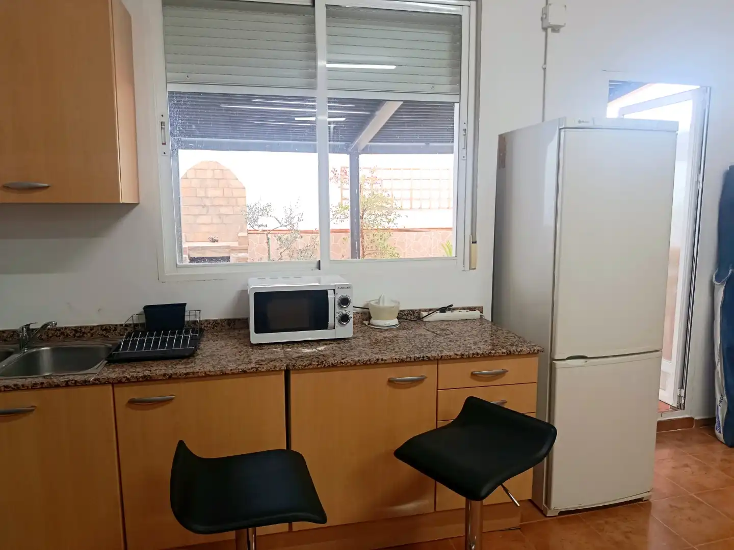 Cuina de Casa adosada en venda en Turís amb Aire condicionat, Terrassa i Balcó