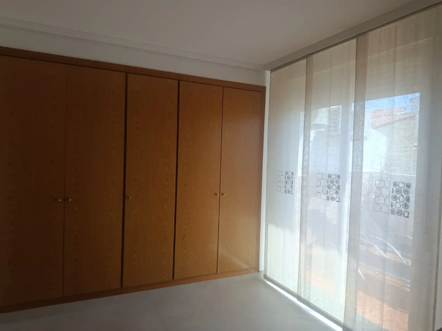 Dormitori de Casa adosada en venda en Turís amb Aire condicionat, Terrassa i Balcó
