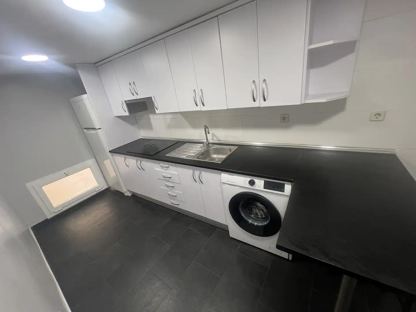 Cocina de Piso de alquiler en  Madrid Capital