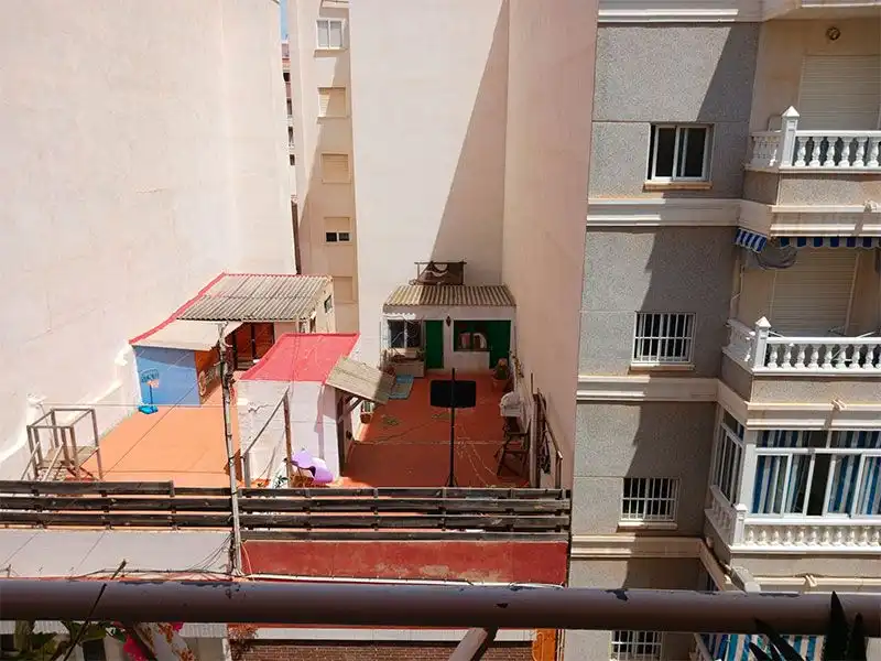 Pis en venda a Calle San Pascual, 96, Centro Terrassa de Pis en venda en Torrevieja amb Aire condicionat i Terrassa