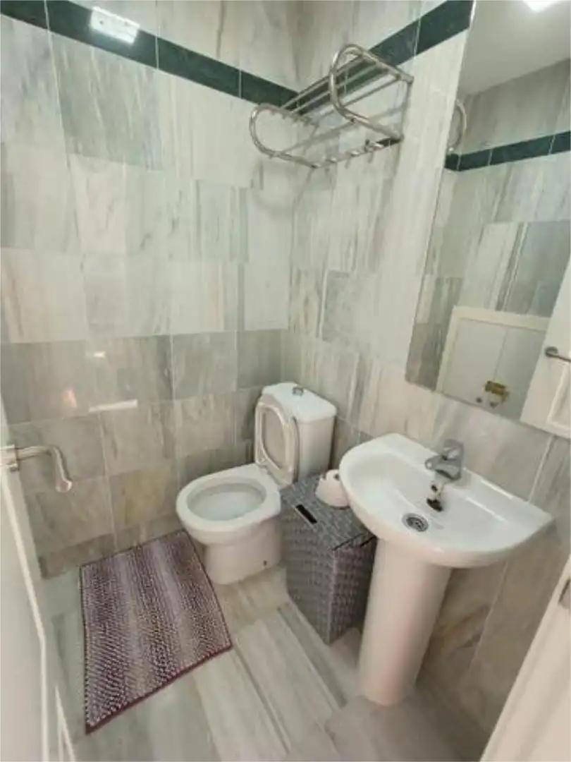 Flat for rent in Castillo de Baños - La Guapa Bathroom of Flat for rent in Polopos with Heating, Private garden and Terrace