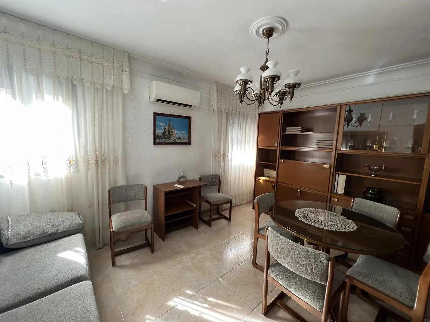Piso en venta en Calle Cuartel de Simancas, 1, Palomeras Bajas Sala de estar de Piso en venta en Madrid con Aire acondicionado, Calefacción y Amueblado