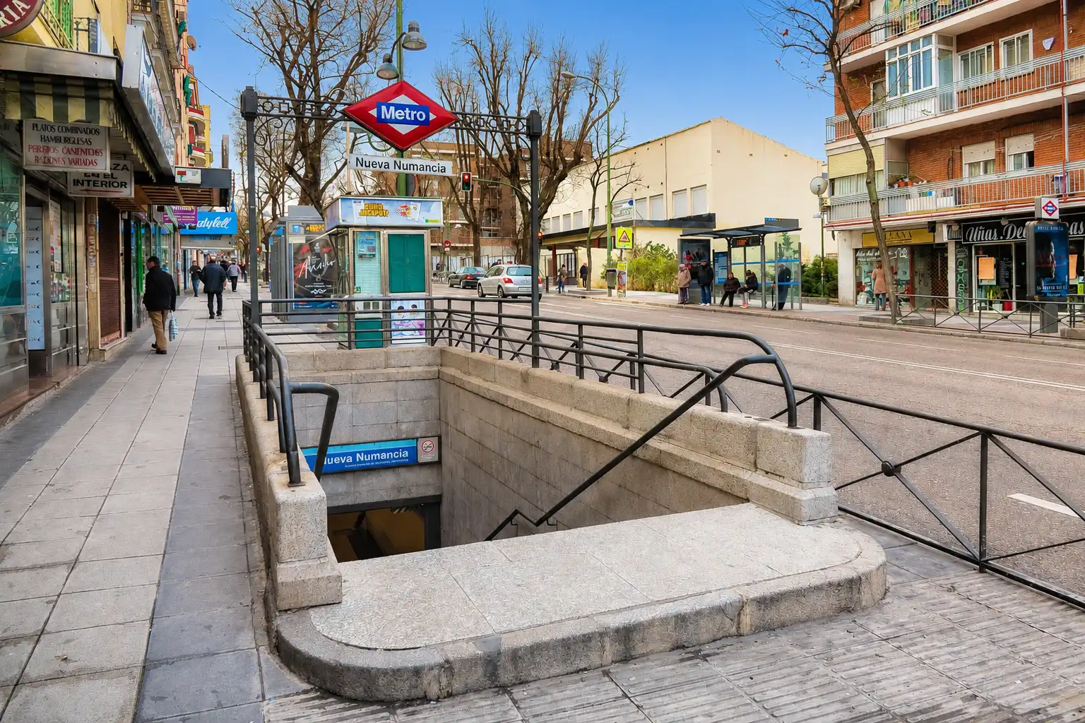 Piso en venta en Calle Cuartel de Simancas, 1, Palomeras Bajas Vista exterior de Piso en venta en Madrid con Aire acondicionado, Calefacción y Amueblado
