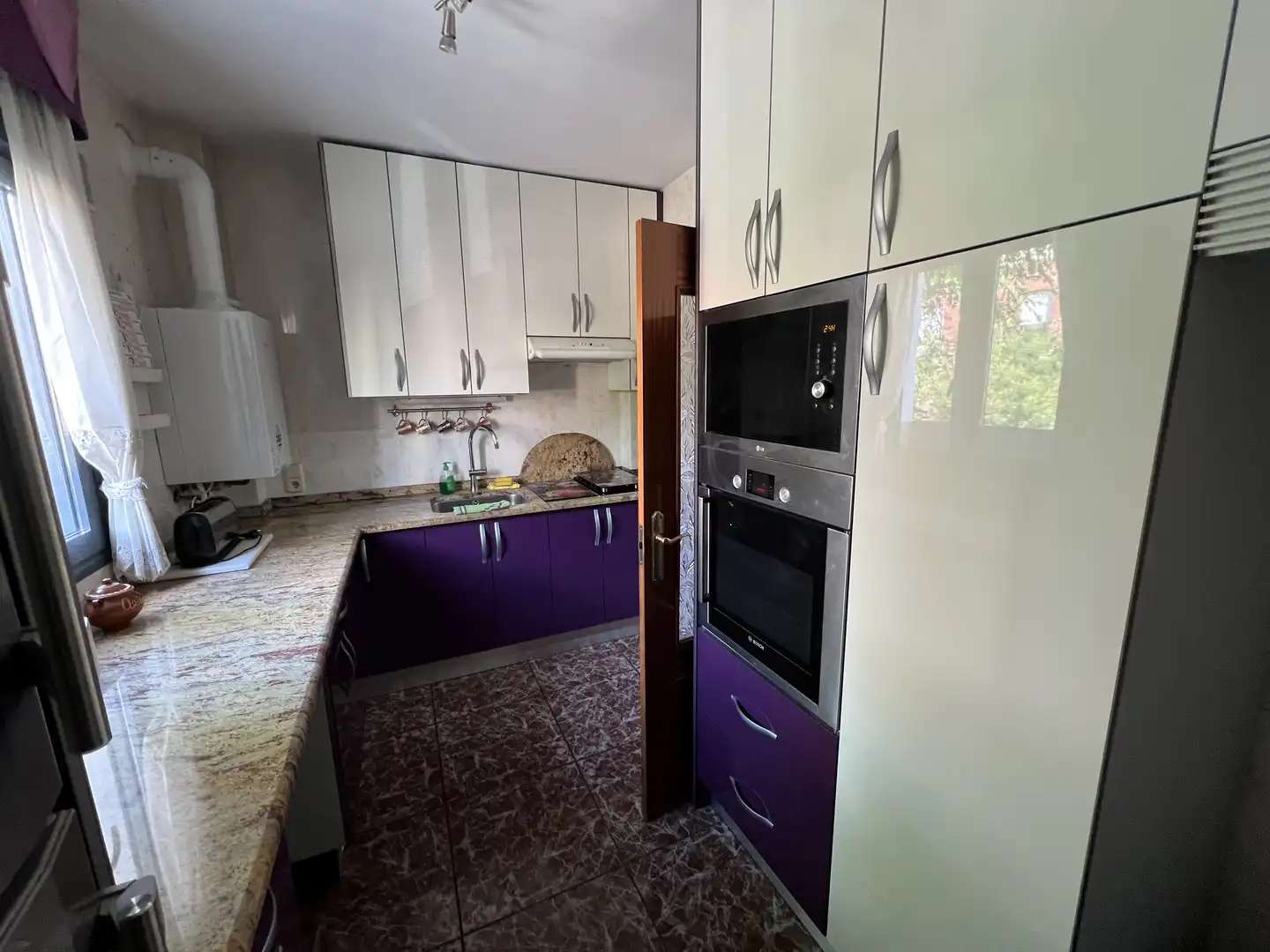 Piso en venta en Calle Cuartel de Simancas, 1, Palomeras Bajas Cocina de Piso en venta en Madrid con Aire acondicionado, Calefacción y Amueblado