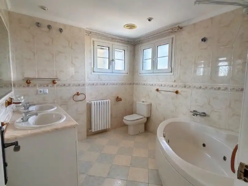 Houses for sale in Sagra Bathroom of Houses for sale in Sagra with Terrace, Swimming Pool and Balcony