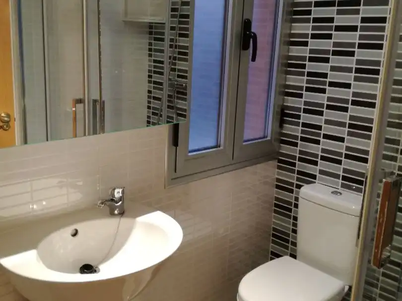 Piso de alquiler en Calle Santa Teresa, 10, El Perchel Baño de Piso de alquiler en Ciudad Real con Calefacción y Amueblado