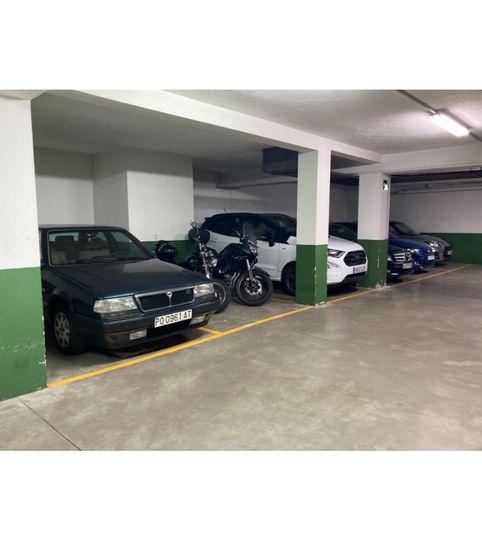 Photo 2 of Garage for rent in Rúa Michelena, 17, Centro - Echegaray, Pontevedra Capital