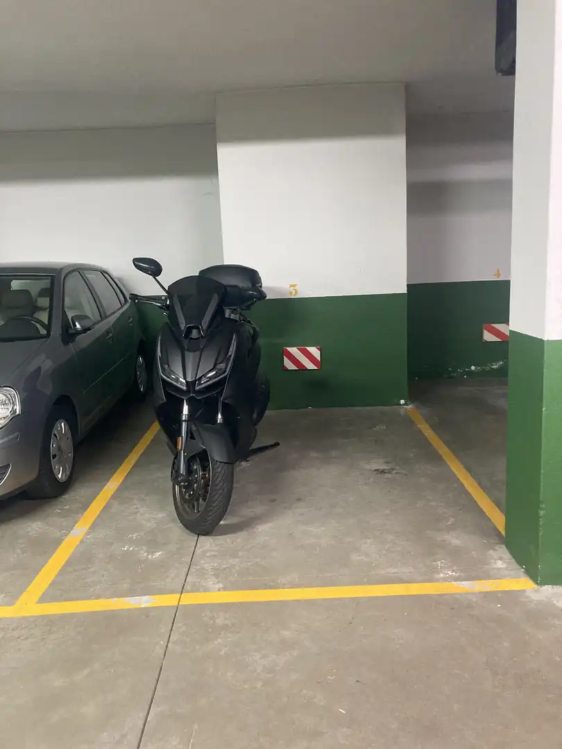 Parking de Garaje de alquiler en Pontevedra Capital 