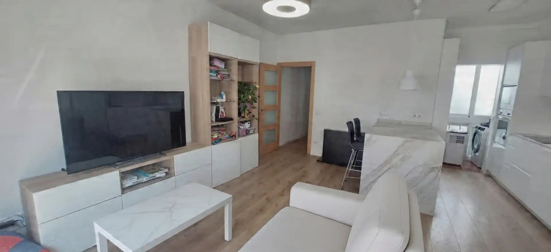 Pis en venda a Carrer de Jovara, 215, Calella Sala d'estar de Pis en venda en Calella amb Parquet, Forn i Rentadora