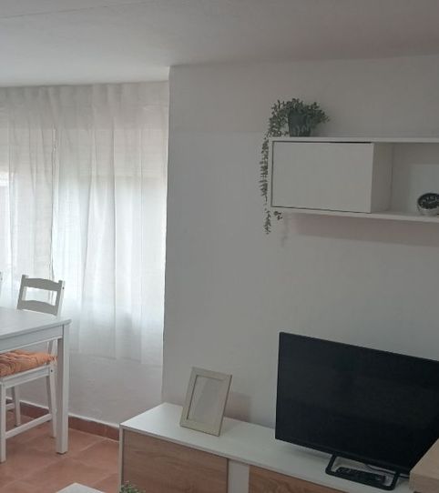 Wohnung zur Miete in Calle Sauce, 57, Platero - El Limón, Alhaurín de la Torre - Bild 2 Foto 2 von Wohnung zur Miete in Calle Sauce, 57, Platero - El Limón, Alhaurín de la Torre