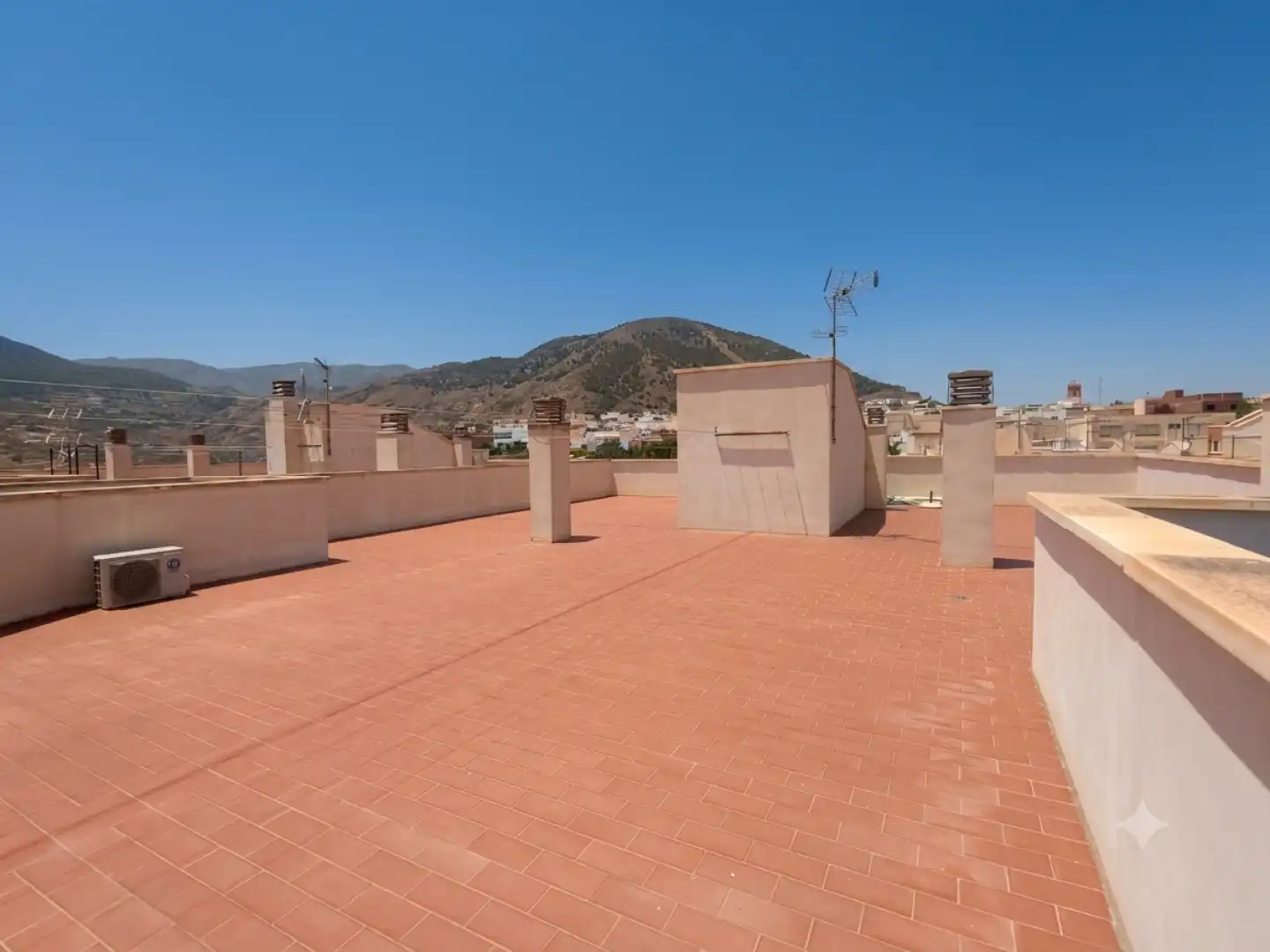 Wohnung zum Verkauf in Calle Huerta Rosalia, 43, Alhama de Almería Terrasse von Wohnung zum Verkauf in Alhama de Almería mit Klimaanlage, Privatgarten und Möbliert