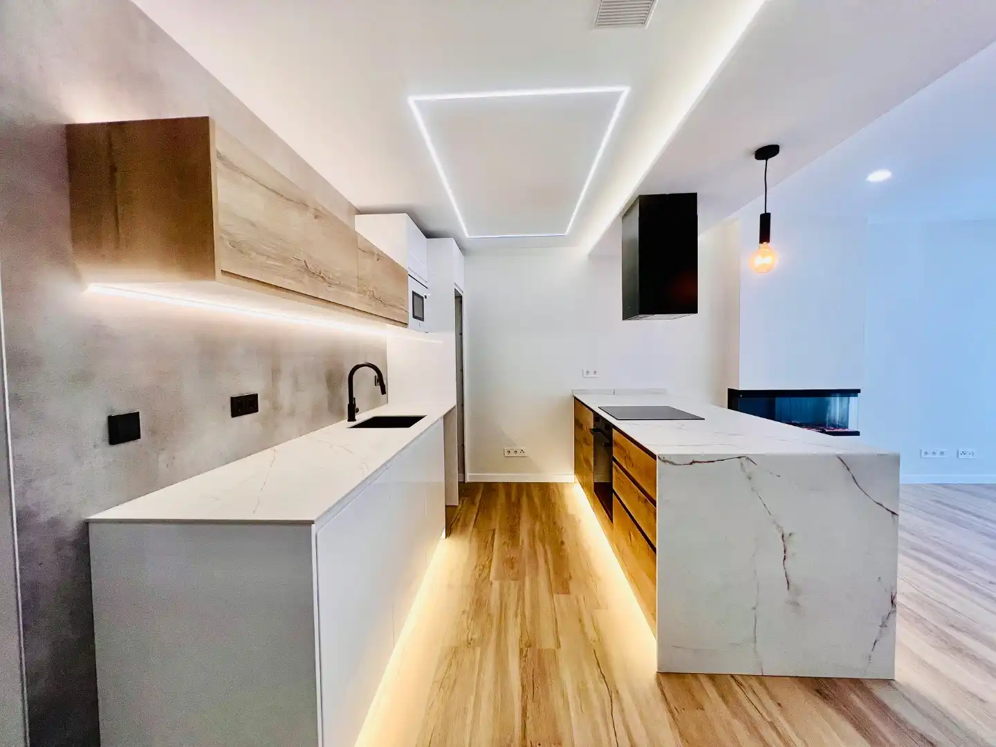 Flat for sale in Calle José Posada Herrera, 2, Centro Kitchen of Flat for sale in Torrelavega