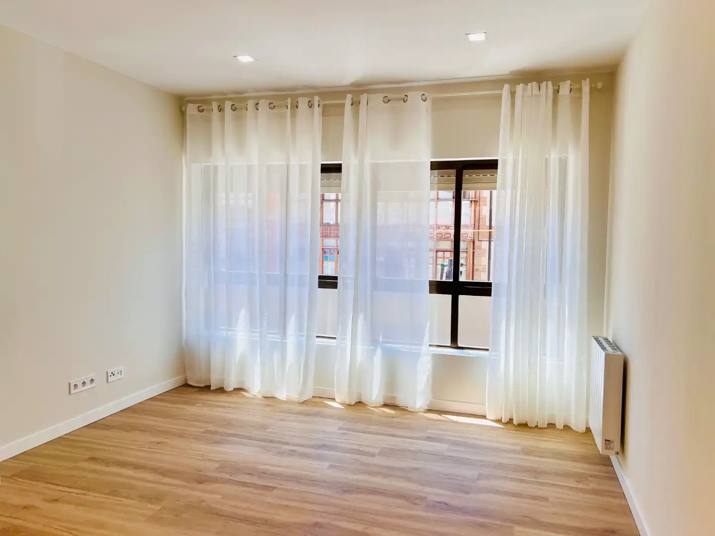 Flat for sale in Calle José Posada Herrera, 2, Centro Bedroom of Flat for sale in Torrelavega