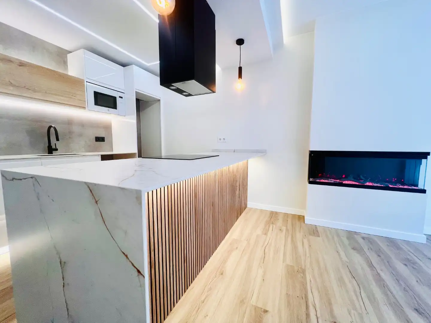 Flat for sale in Calle José Posada Herrera, 2, Centro Kitchen of Flat for sale in Torrelavega