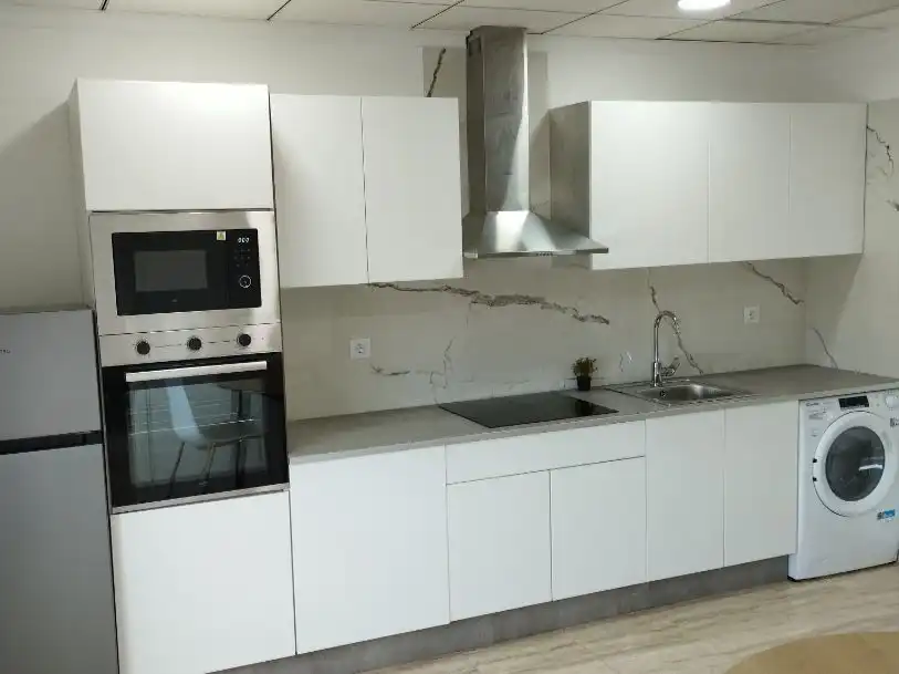 Flat for rent in Calle de la Libra, 70, Pla de la Vallonga Kitchen of Flat for rent in Alicante / Alacant with Air Conditioner, Heating and Furnished