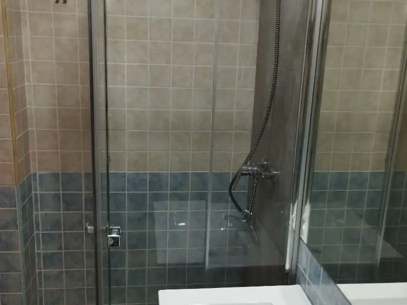 Flat for rent in Calle de la Libra, 70, Pla de la Vallonga Bathroom of Flat for rent in Alicante / Alacant with Air Conditioner, Heating and Furnished