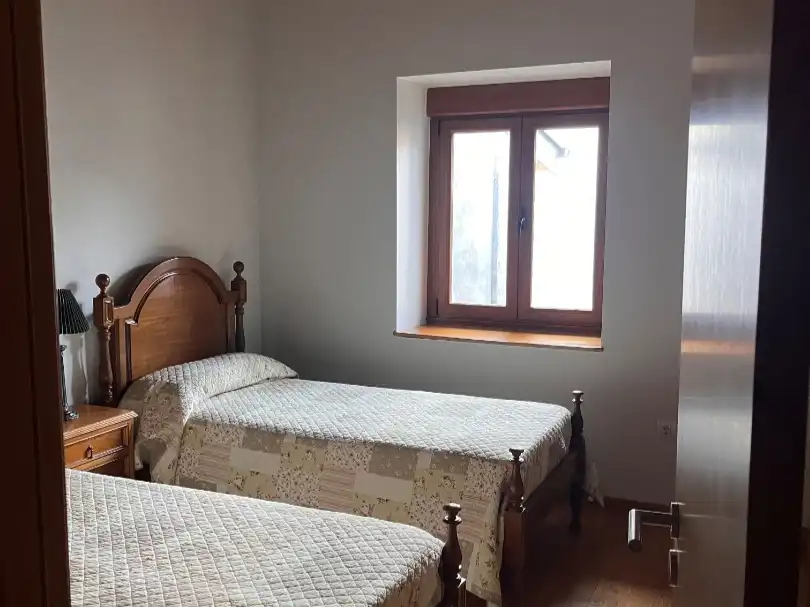 Schlafzimmer von Wohnung zur Miete in Pedralba de la Pradería mit Heizung und Möbliert