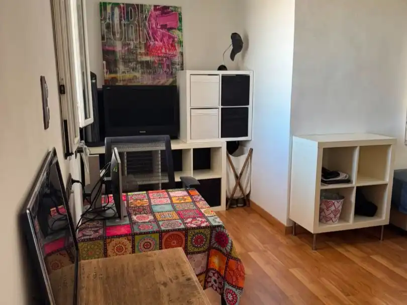 Attic for sale in Carrer Esmaragda, 4, Les Planes Living room of Attic for sale in L'Hospitalet de Llobregat with Air Conditioner and Terrace