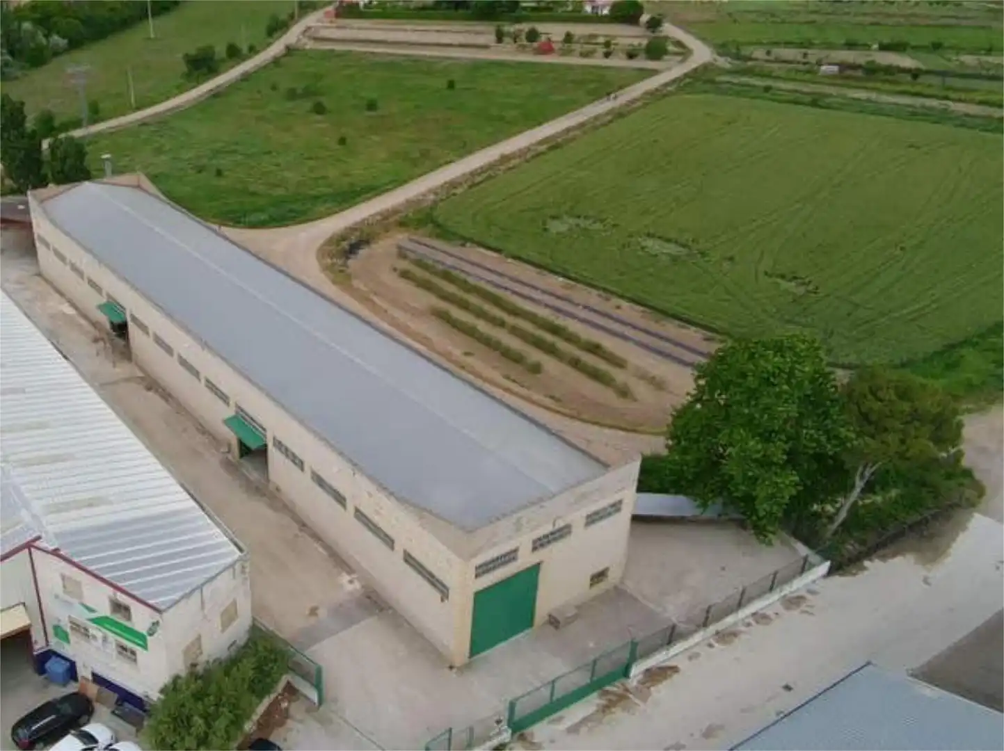 Fabrikhallen zur Miete in Falces Außenansicht von Fabrikhallen zur Miete in Falces