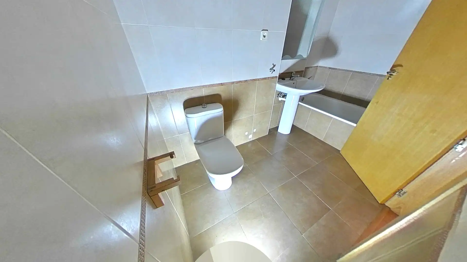 Wohnung zur Miete in Calle Rotas, 18, Calasparra Badezimmer von Wohnung zur Miete in Calasparra mit Parkett, Abstellraum und Möbliert
