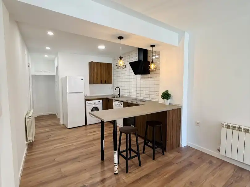 Cocina de Piso de alquiler en Zaragoza con Calefacción, Parquet y Terraza