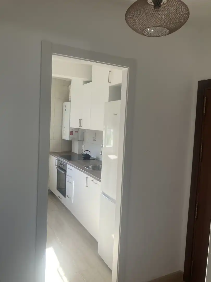 Piso de alquiler en Calle Corozal, 4, Pinar del Rey Cocina de Piso de alquiler en Madrid con Calefacción, Parquet y Amueblado