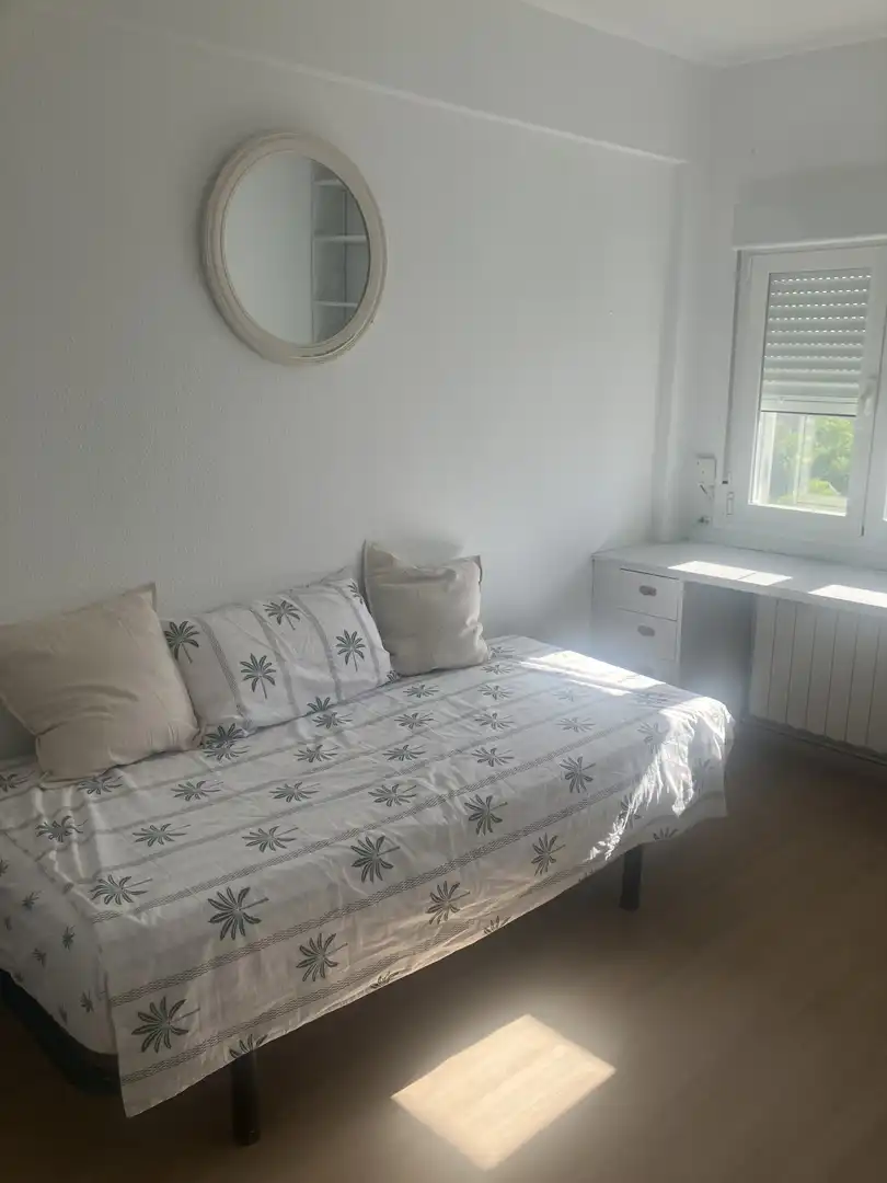 Piso de alquiler en Calle Corozal, 4, Pinar del Rey Habitación de Piso de alquiler en Madrid con Calefacción, Parquet y Amueblado