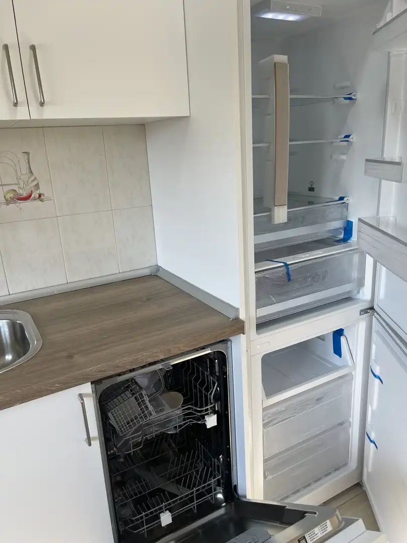 Pis de lloguer a Calle Corozal, 4, Pinar del Rey Cuina de Pis de lloguer en Madrid amb Calefacció, Parquet i Moblat