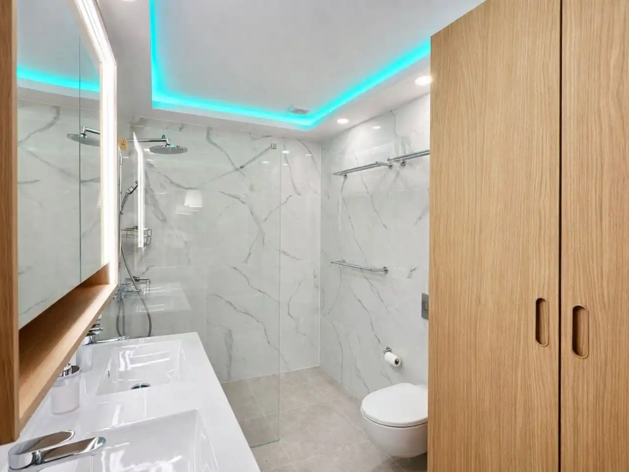 Badezimmer von Wohnungen zum Verkauf in Arona mit Klimaanlage, Terrasse und Schwimmbad