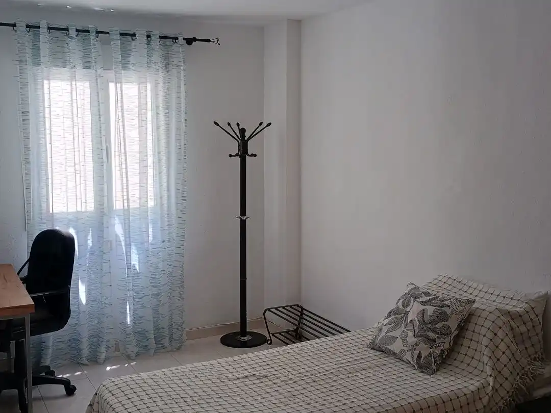 Bedroom of Flat for share in San Cristóbal de la Laguna  with Furnished