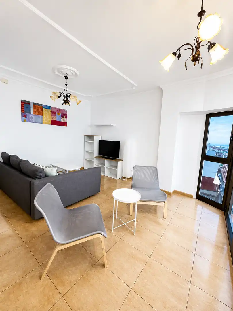 Wohnung zur Miete in Calle Cádiz, 24, Schamann - Rehoyas