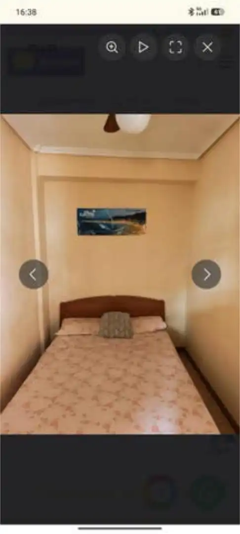Dormitori de Apartament en venda en Valencia amb Terrassa