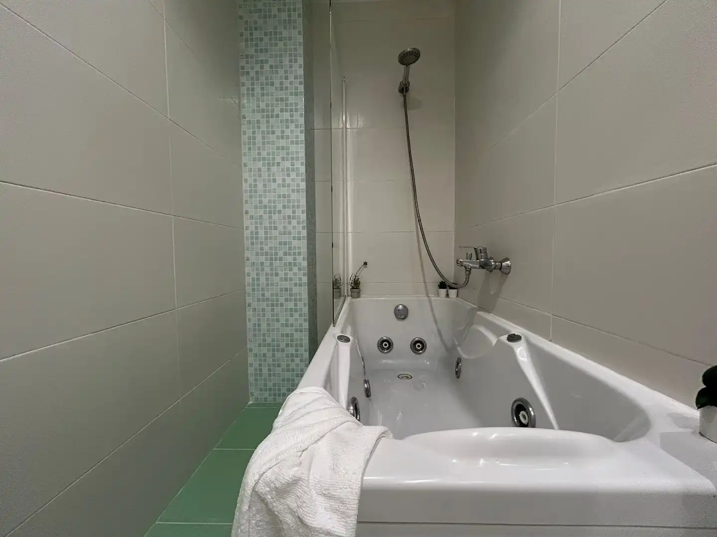 Flat for sale in Carrer Blasco Ibáñez, 66, La Vall d'Uixó Bathroom of Flat for sale in La Vall d'Uixó with Air Conditioner