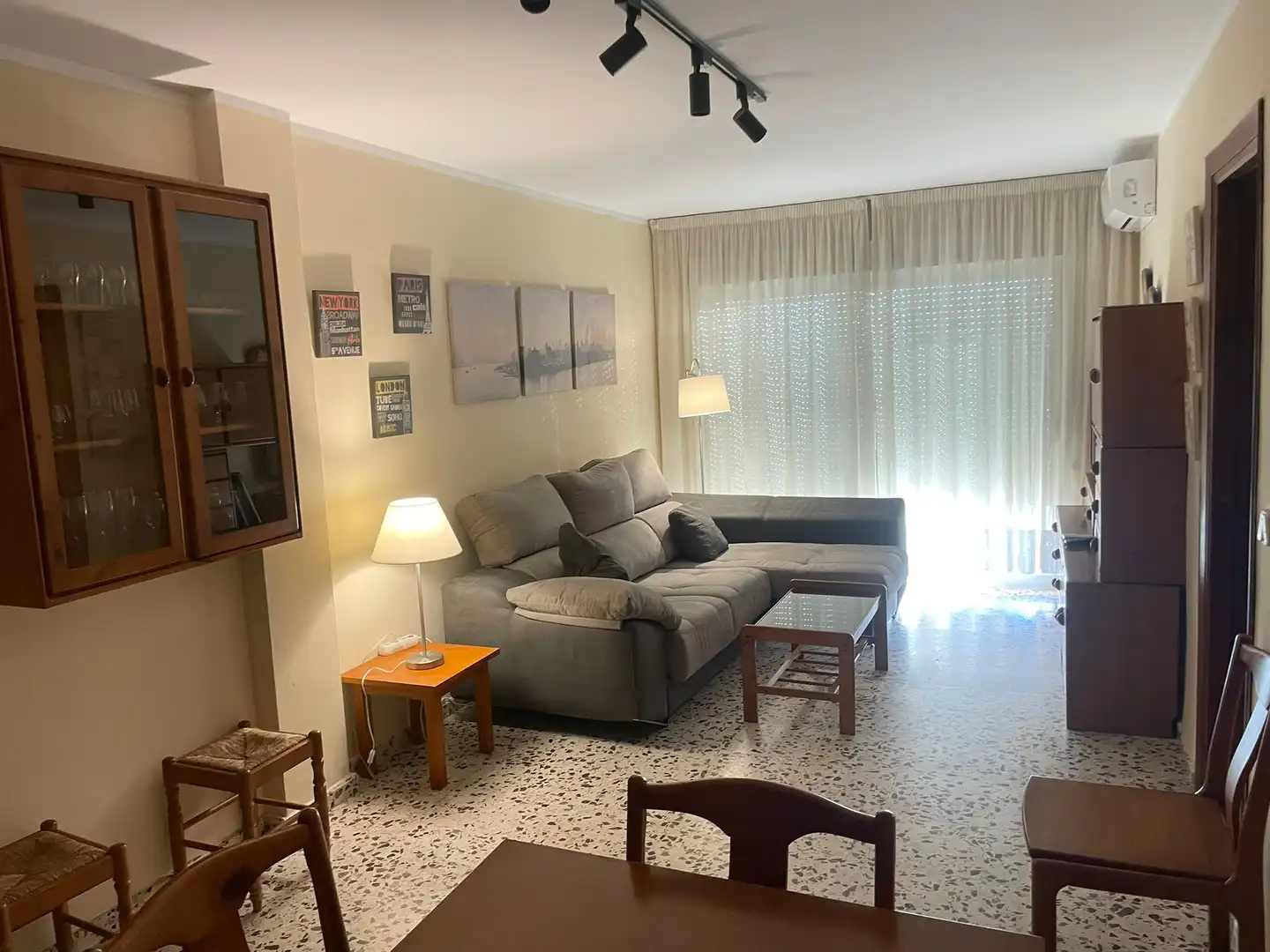 Living room of Flat for rent in Vélez-Málaga  with Air Conditioner, Terrace and Balcony