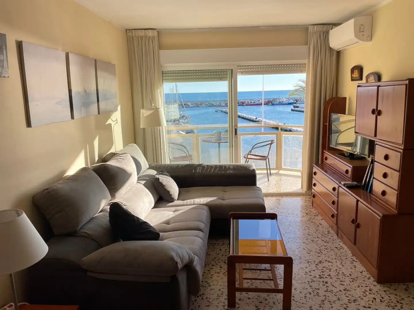Living room of Flat for rent in Vélez-Málaga  with Air Conditioner, Terrace and Balcony