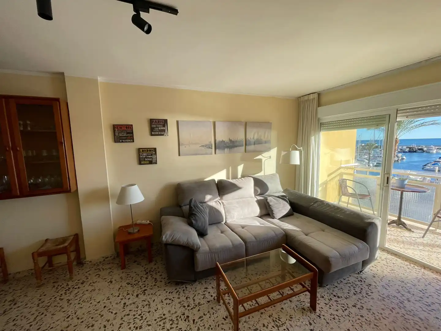 Living room of Flat for rent in Vélez-Málaga  with Air Conditioner, Terrace and Balcony